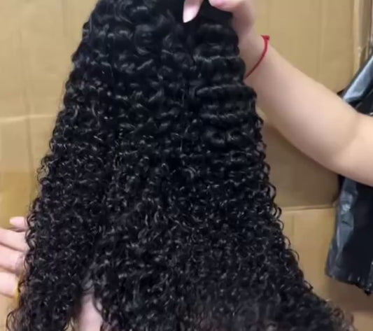 Extensions de Cheveux Humains Bouclés Premium – Volume Naturel